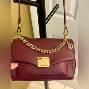 Michael Kors One Size Burgundy Shoulder Bag
